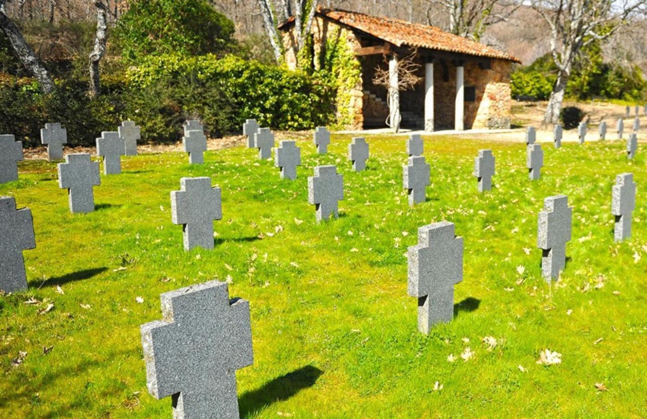 Apartamentos Turisticos Huerto El Horno Torremenga Екстер'єр фото
